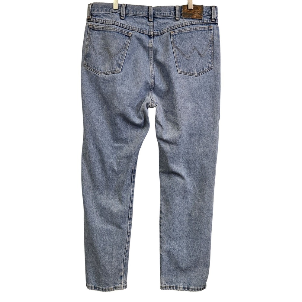 Vintage Wrangler Mens High-Waisted‎ Light Wash Straight-Leg Denim Jeans